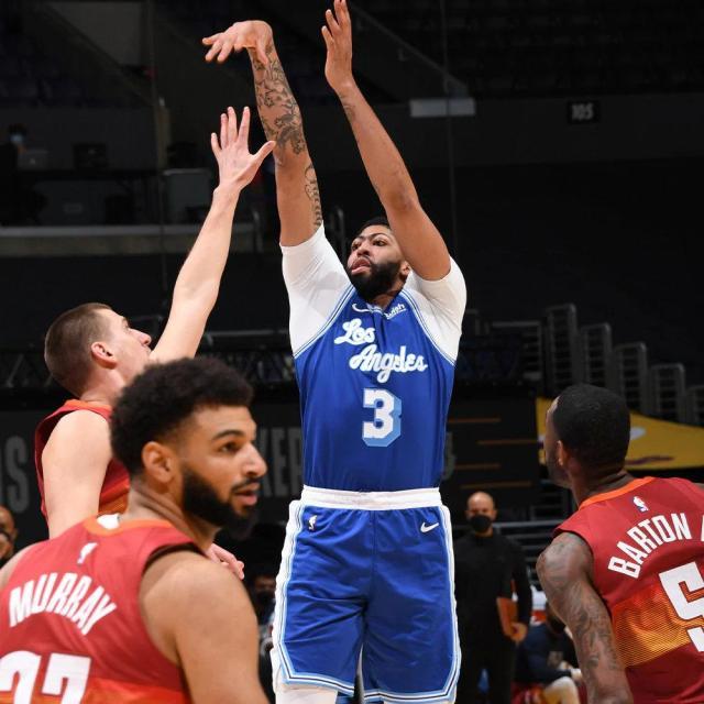 乐鱼官方网站-格林透露某超巨身材走样 戴维斯:只要能赢球就行